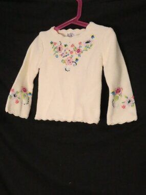 THE CHILDREN'S PLACE Girls Cream Floral Embroidered Knit Sweater - P2P 11"